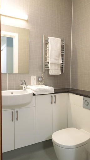 Bathroom 3, Lee Abbey London, London