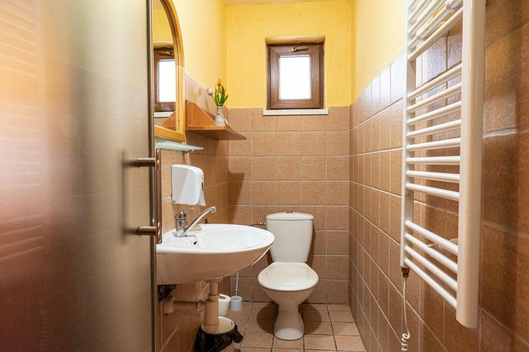 Bathroom 3, Jurika Liptov, Liptovský Mikuláš
