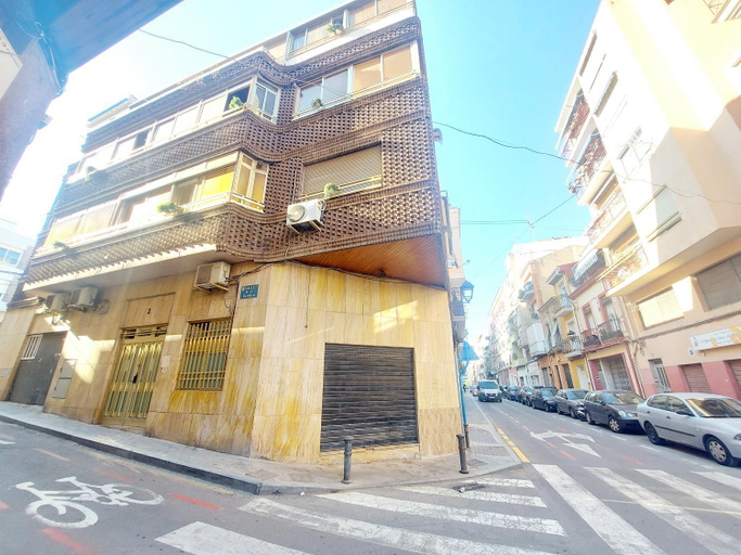 Others 4, Estudios GLORIA, Alicante