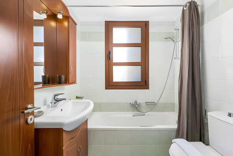 Bathroom, Lindos Aeonian Villas, South Aegean