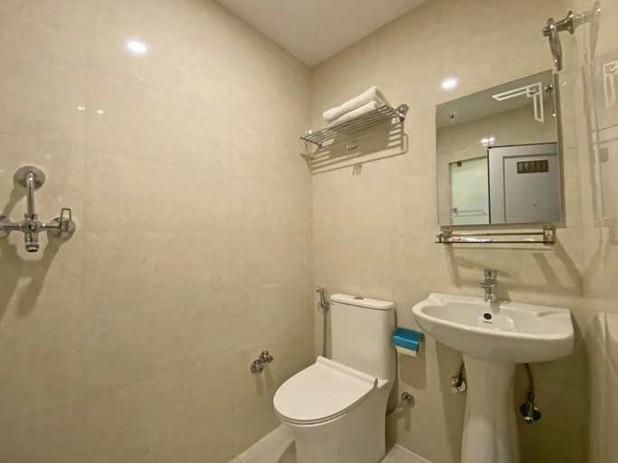 Bathroom 4, Hotel DipJyoti, Bagmati