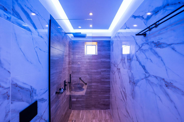 Bathroom 4, Santorossa Luxury Villas, South Aegean
