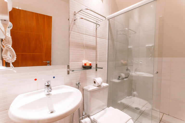 Bathroom 4, Pousada La Toscana, Campo Limpo Paulista