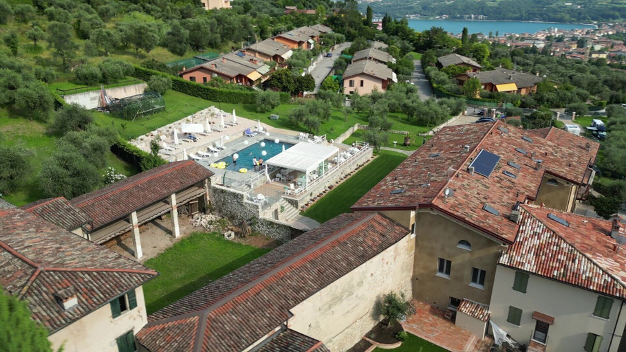 Others 4, Agriturismo Milord, Brescia