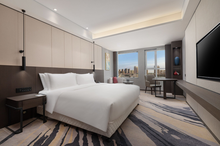 Bedroom 2, Ramada by Wyndham Bayannur, Baynnur