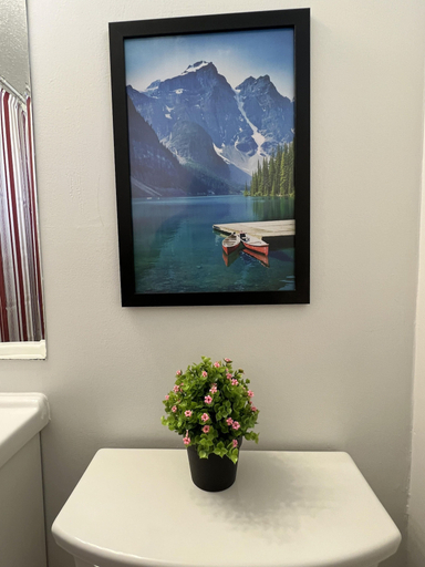 Others 5, Monashee Motel, Columbia-Shuswap