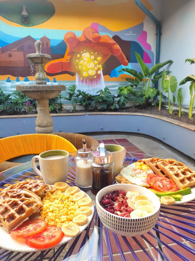 Food & Drinks