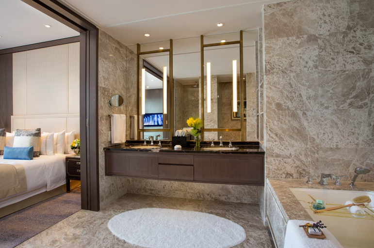 Bathroom 5, Studio City, Macao