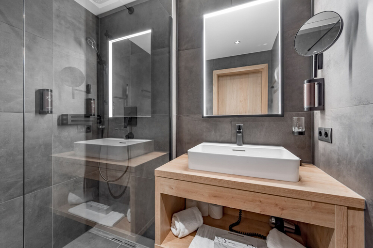 Bathroom 5, Summit Seefeld, Innsbruck Land