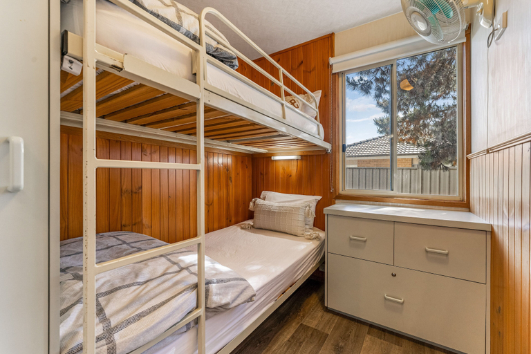 Bedroom 3, BIG4 Tasman Holiday Parks - Bendigo, Gr. Bendigo - Inner North