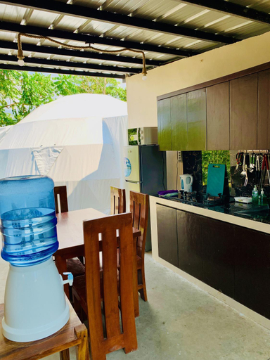 Food & Drinks 4, Shanti Wellness Sanctuary, Lemery