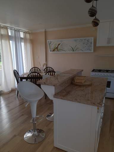 Others 3, JemmRose Suites