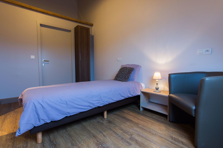 Bedroom 4, 't Oud gemeentehuis Poelkapelle, West-Vlaanderen