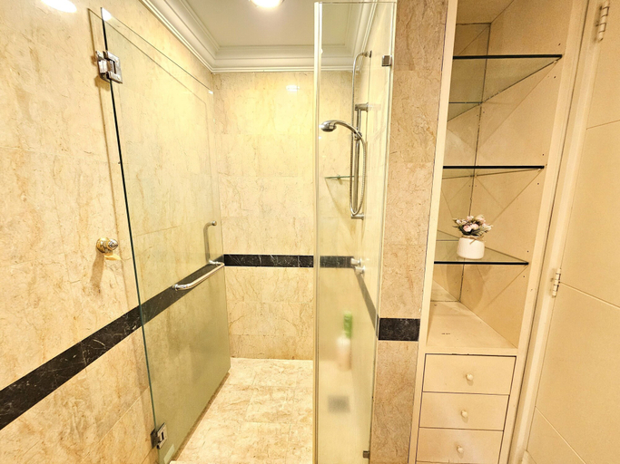 Bathroom 5, Fahrenheit88 by Sarah's Lodge, Kuala Lumpur