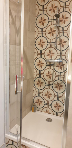 Bathroom 4, Château de Grandmont, Rhône