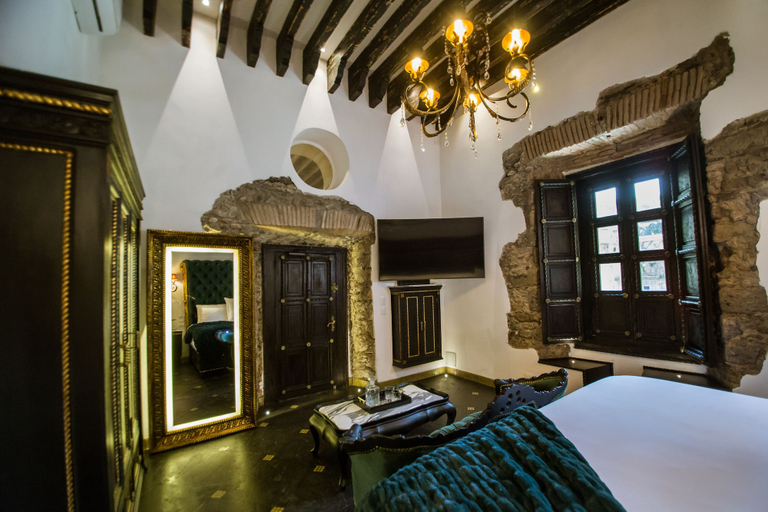 Bedroom 3, LA SEÑORIA, Allende