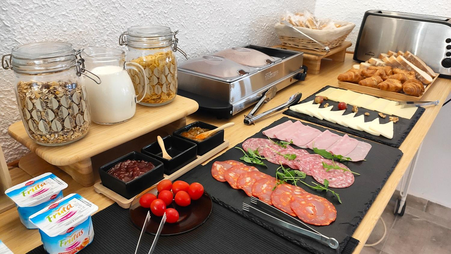 Food & Drinks 4, Hostal Residencia Alma, Baleares