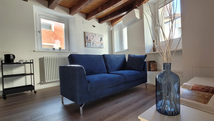 Others 3, Sarpi21 Suites, Udine