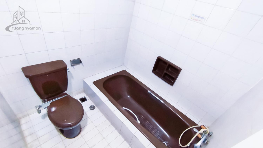 Bathroom 4, Sukanagalih Resort by Ruang Nyaman, Cianjur