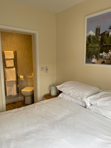 Others 5, Anchor Inn, Worcestershire