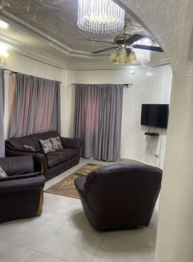 Others 4, SMART DWELLINGS, Kombo Saint Mary