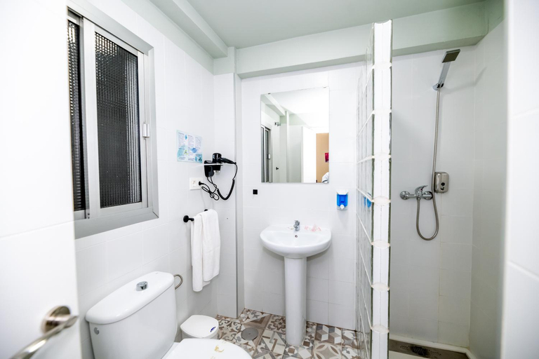 Bathroom 3, Hotel Monasterio Granada - Adults Only, Granada