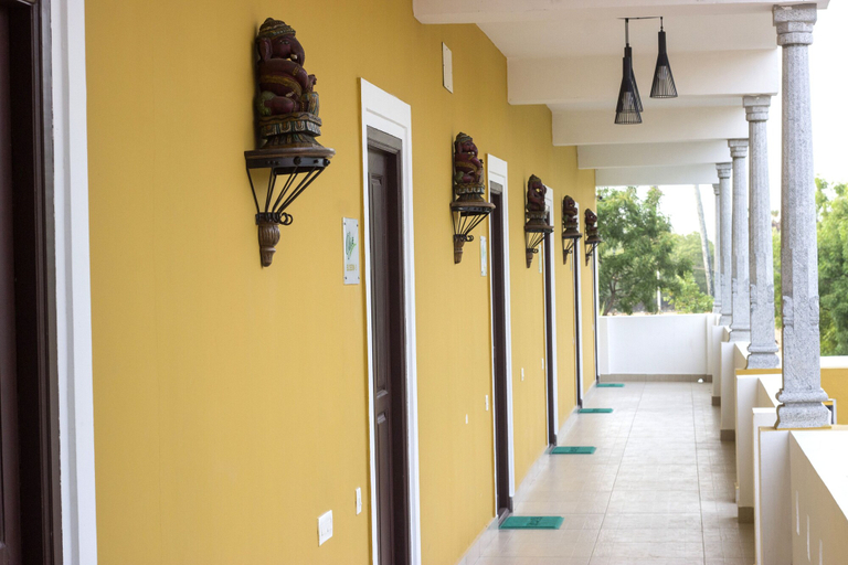 Others 5, Poppys Olive De Villa, Viluppuram