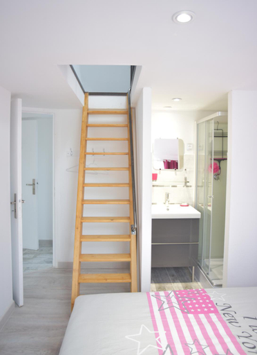 Bedroom, ZenViewStudios, Loir-et-Cher