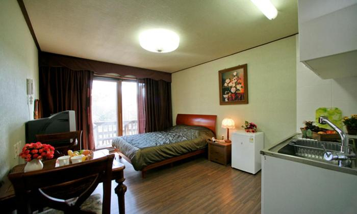Bedroom 2, Pyeongchang Chalet Resort, Pyeongchang