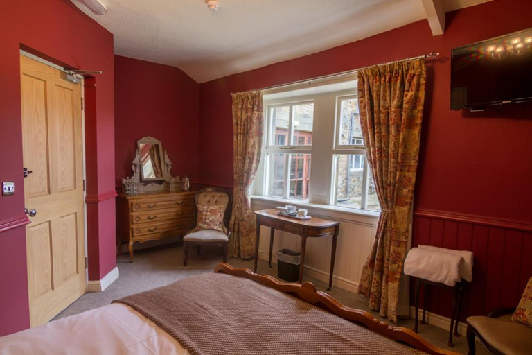 Bedroom 2, The Red Pump Inn, Lancashire