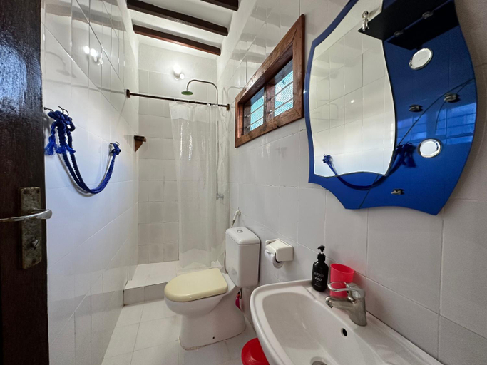 Bathroom 3, Kihori Nungwi, Kaskazini 'A'