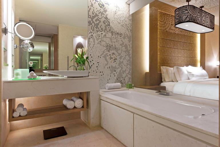 Bathroom 8