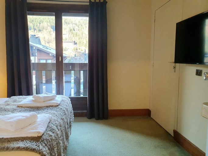 Bedroom 3, Chalet Hotel Du Bois, Haute-Savoie