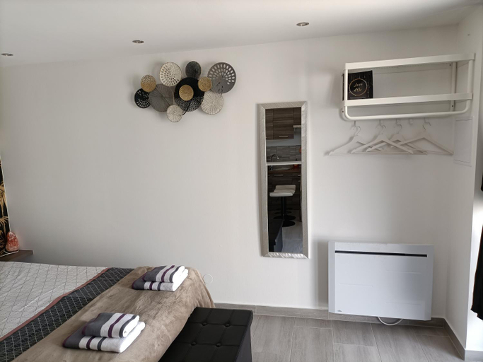 Bedroom 2, Gites Ostheim, Haut-Rhin