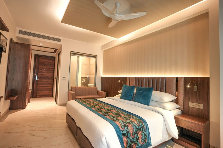 Bedroom 3, Hotel Rj, Gautam Buddha Nagar