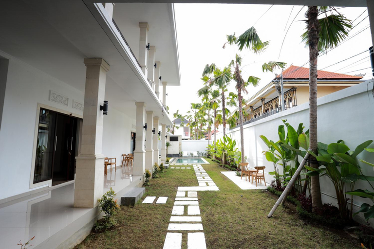 New Deluxe Room in a Comfy Apartment nearby beach, Badung