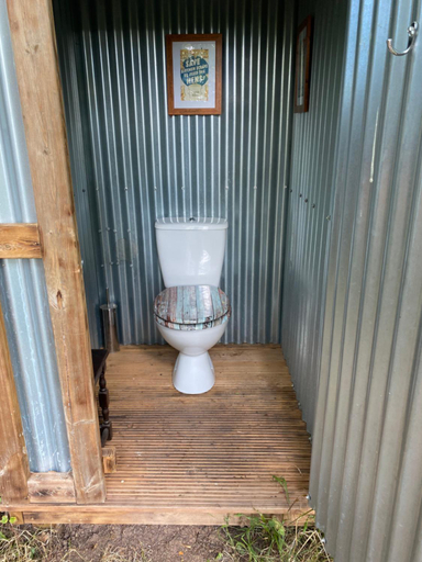 Bathroom 2, The Hobbit House and Secret Garden, Somerset
