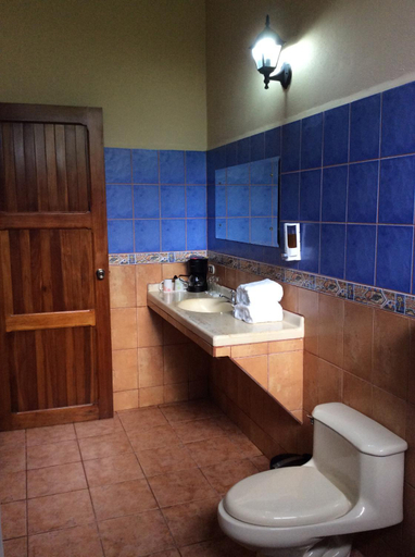 Bathroom 4, Confort Arenal, San Carlos