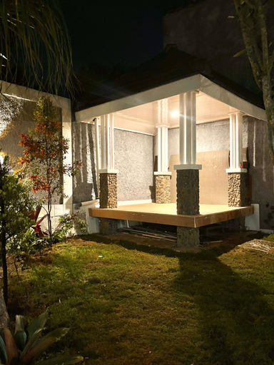 Exterior & Views 4, Villa Antiqu by Vilarian, Bogor