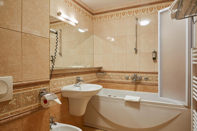 Bathroom 2, Thermal Resort Lendava, Lendava