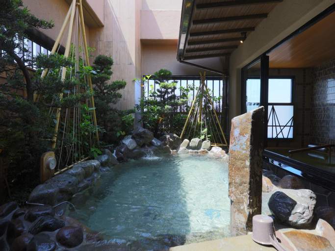 Swimming Pool 11