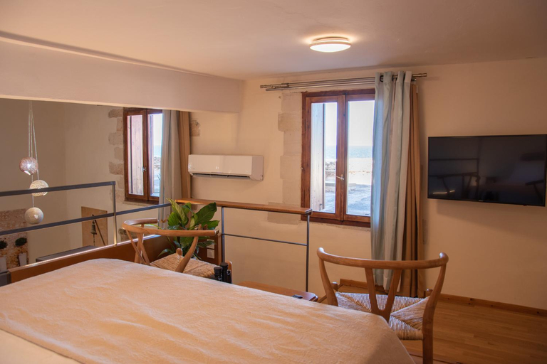 Bedroom 2, San Salvatore Monastery, Crete