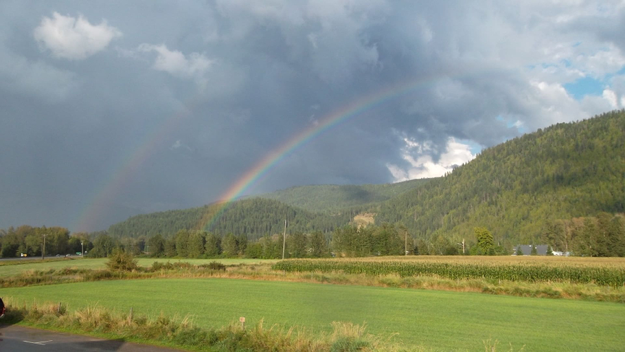 Others 5, Monashee Motel, Columbia-Shuswap