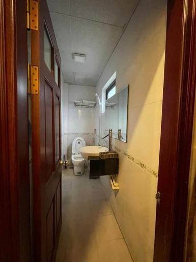 Bathroom, Phuc Quy Hotel by Bay Luxury, Hai Bà Trưng