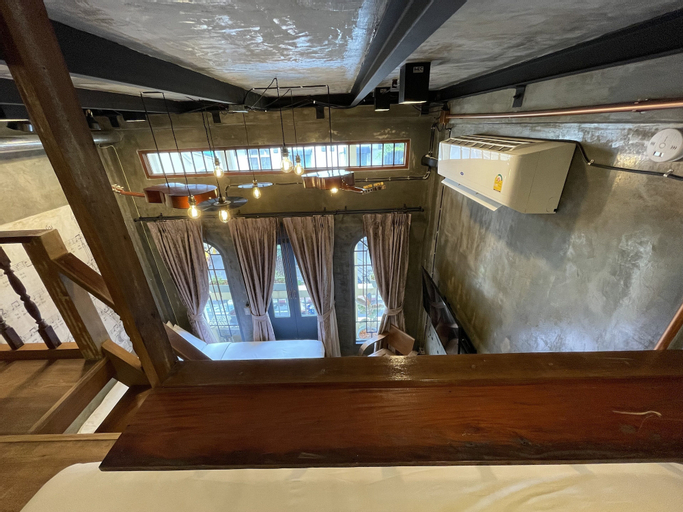 Bedroom 12