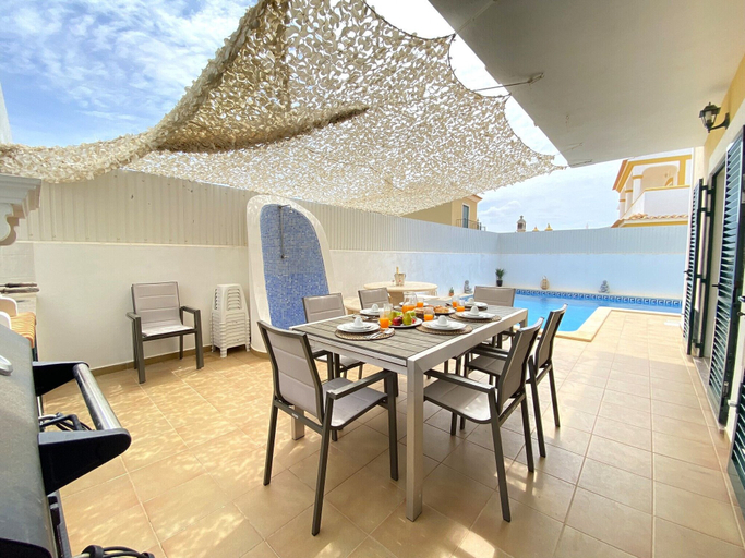 Food & Drinks 5, Pêra Amazing Villa With Pool by Homing, Silves