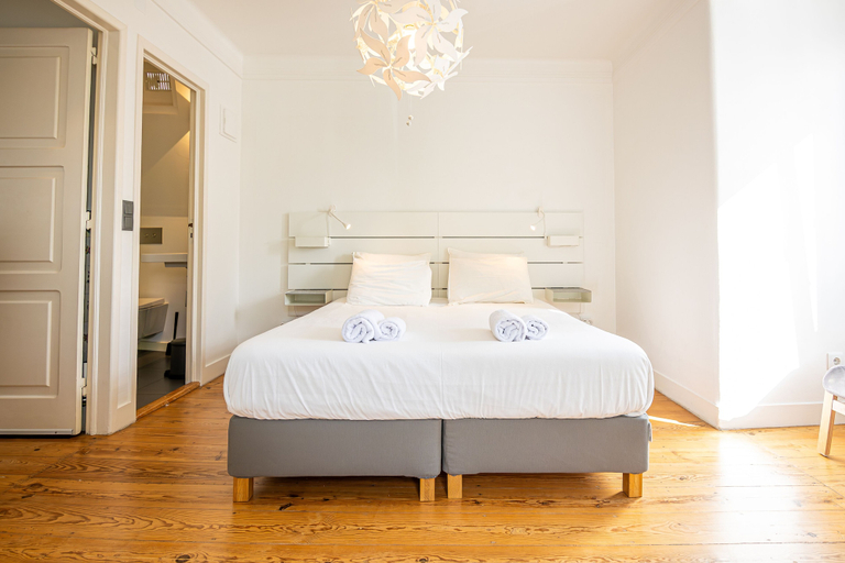 Others 4, VAGO Alcântara Suites, Lisbon