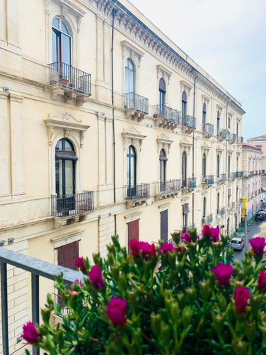 Exterior & Views 1, Dimora Lupo_LifeStyle B&B, Catania