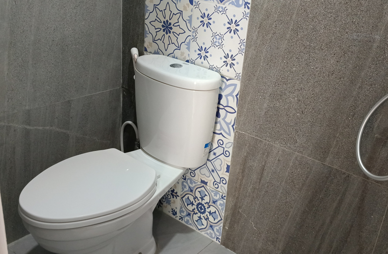 Bathroom 3, D'ninety Six Inn Gunungkidul, Gunung Kidul