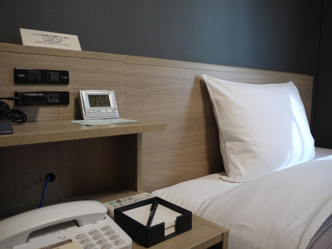 Bedroom 2, Hotel Route Inn Yonago, Sakaiminato